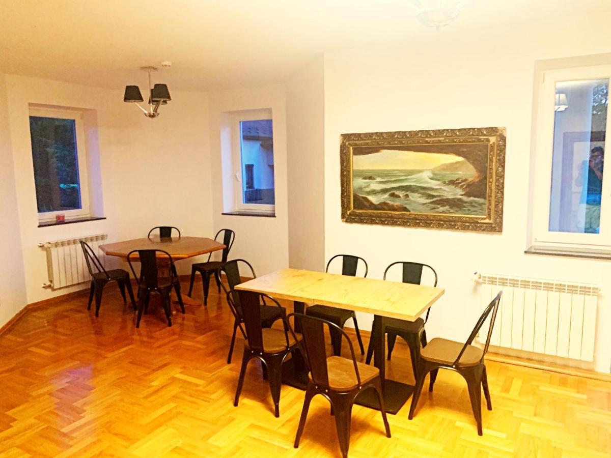 The Castle Suites & Apartment - Free Parking - (Adults Only) Krakkó Kültér fotó