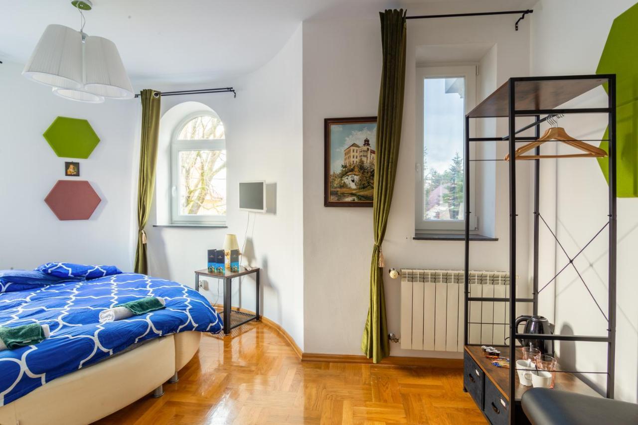 The Castle Suites & Apartment - Free Parking - (Adults Only) Krakkó Kültér fotó