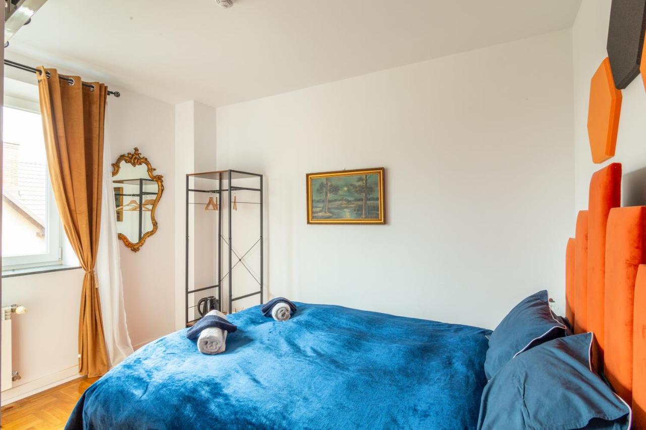 The Castle Suites & Apartment - Free Parking - (Adults Only) Krakkó Kültér fotó
