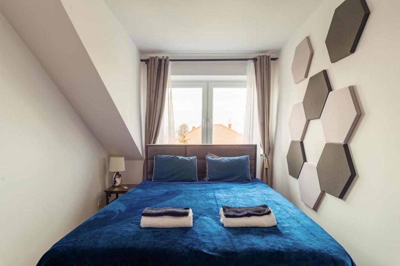 The Castle Suites & Apartment - Free Parking - (Adults Only) Krakkó Kültér fotó