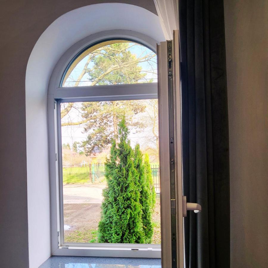 The Castle Suites & Apartment - Free Parking - (Adults Only) Krakkó Kültér fotó
